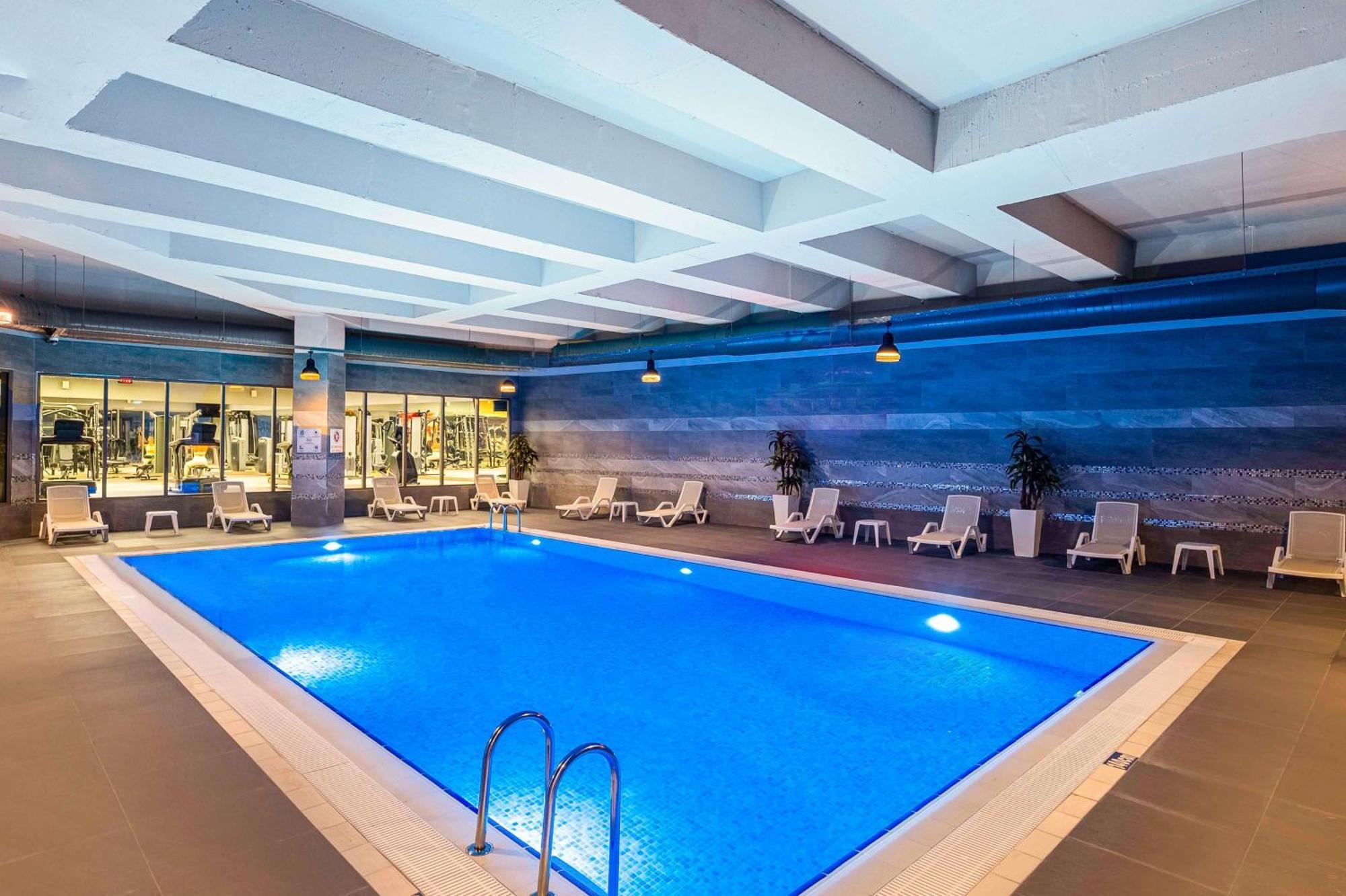 Radisson Residences Vadistanbul Exteriör bild