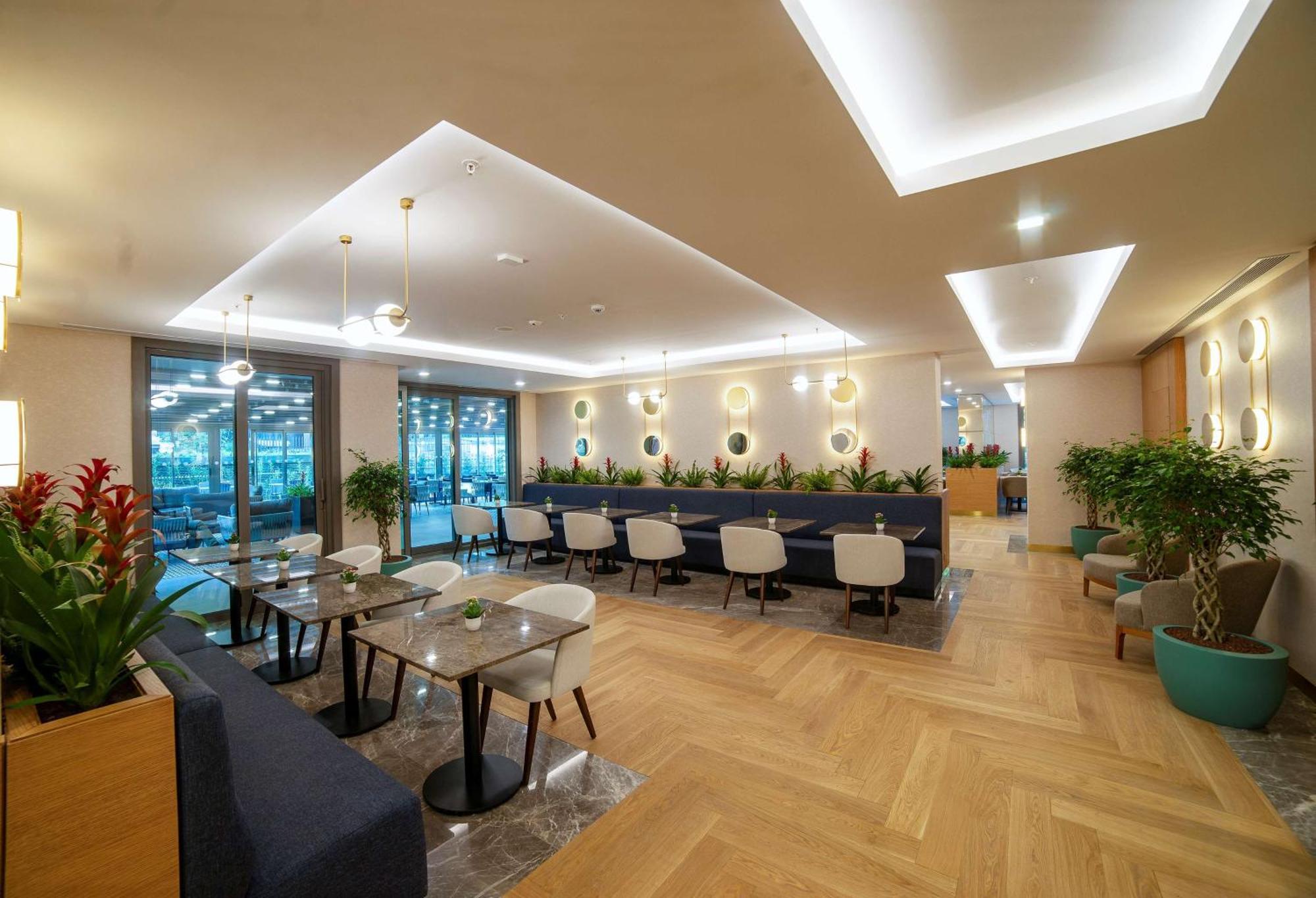 Radisson Residences Vadistanbul Exteriör bild